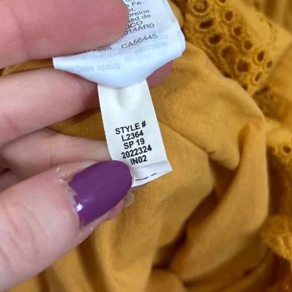 Madewell Mustard Yellow Eyelet Scalloped Dress, Size 0 - Picture 8 of 8